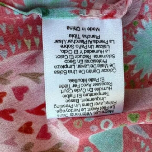 Beautiful Heart Print 100% silk button down shirt - Picture 7 of 7